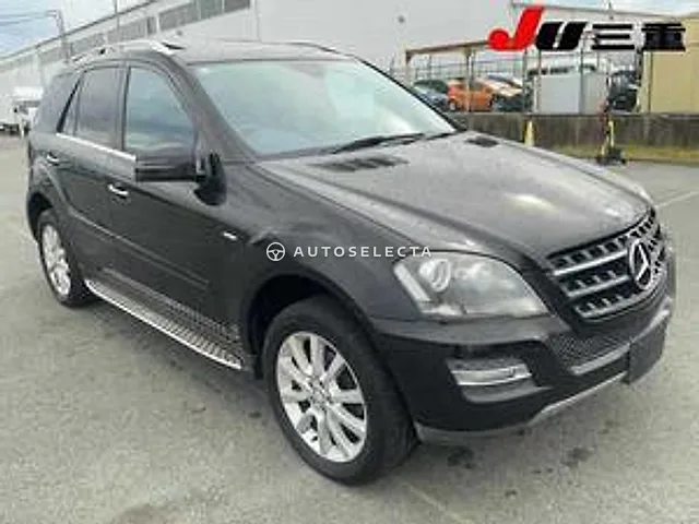 Mercedes-Benz M-Class 2011, auction grade 4