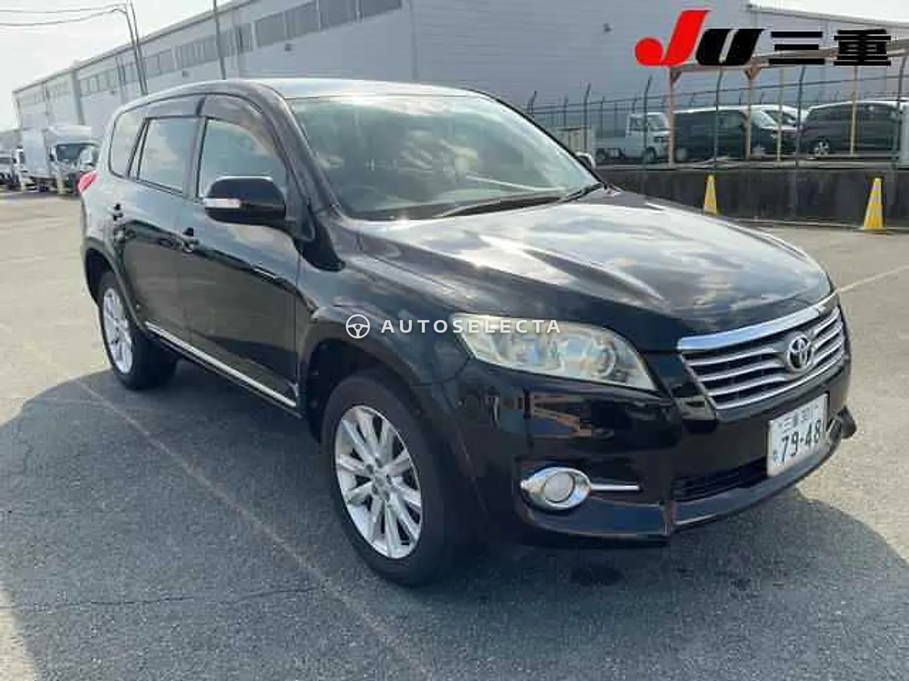 Toyota Vanguard 2012, photo 1 of 1