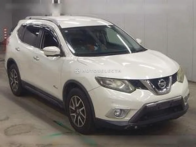 Nissan X-Trail 2015, auction grade 4