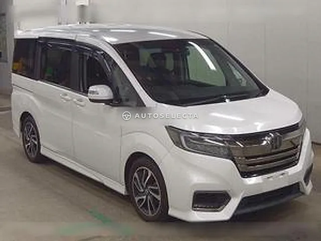 Honda Stepwgn Spada 2017, auction grade 4