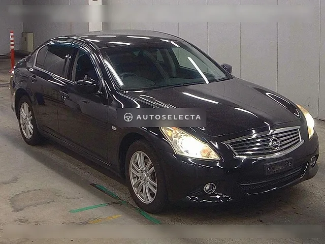 Nissan Skyline 2011, auction grade 4