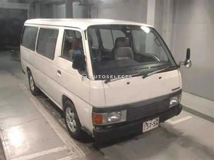 Nissan Caravan 1990, photo 1 of 1