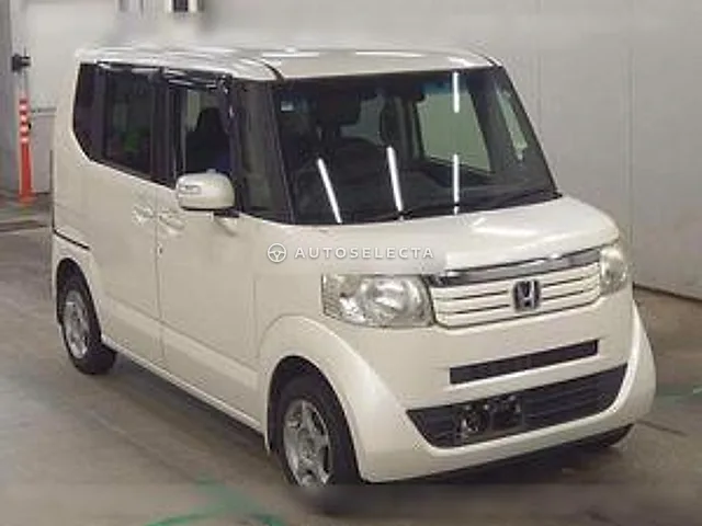 Honda N-BOX 2015, auction grade 4