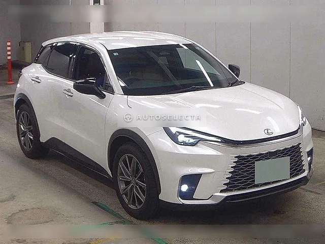 Lexus LBX 2026, auction grade 6