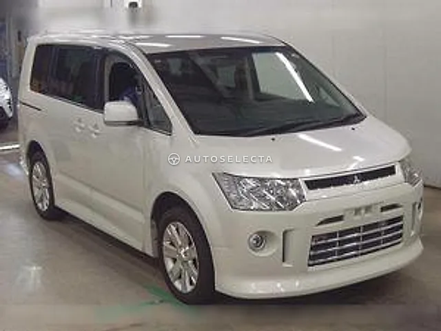 Mitsubishi Delica D:5 2014, auction grade 4