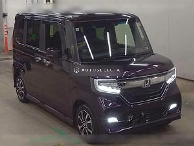 Honda N-BOX Custom 2019, auction grade R