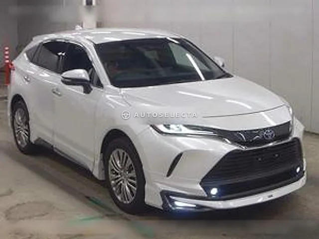 Toyota Harrier Hybrid 2023, auction grade 4.5