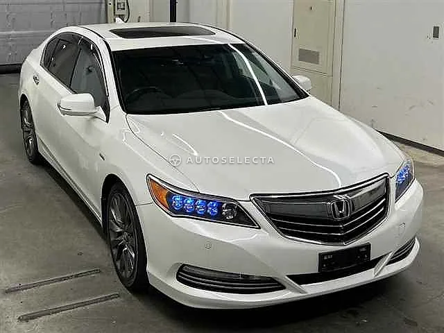Honda Legend 2017, auction grade 4