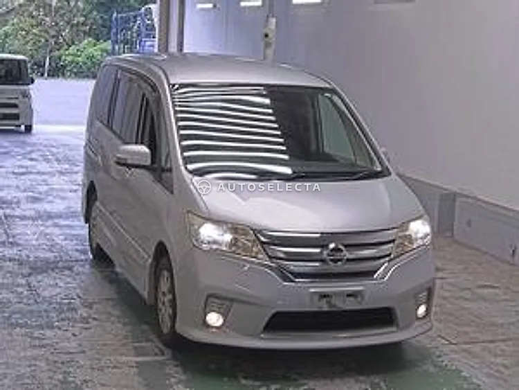 Nissan Serena 2011, photo 1 of 1