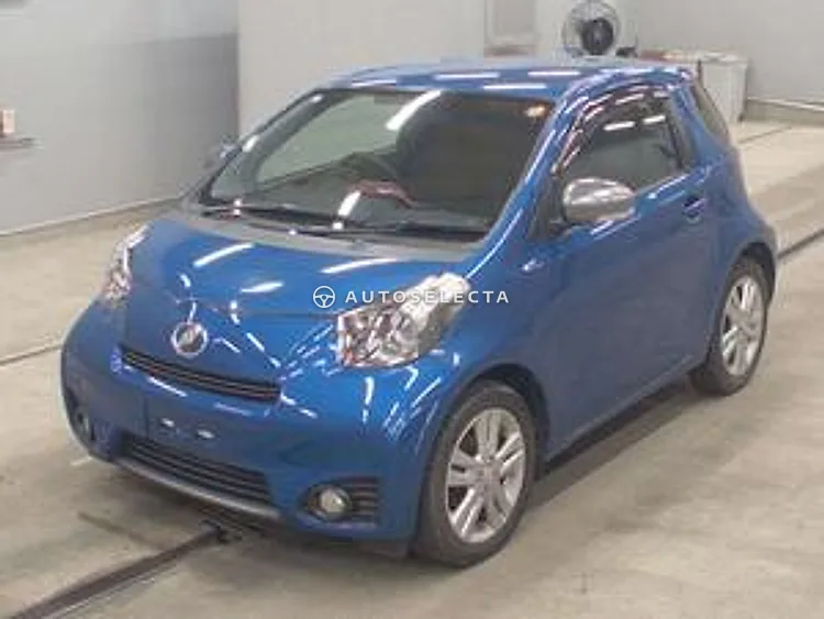 Toyota iQ 2012, photo 1 of 1