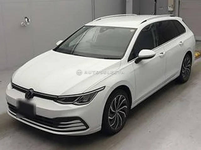 Volkswagen Golf Variant 2023, auction grade 5