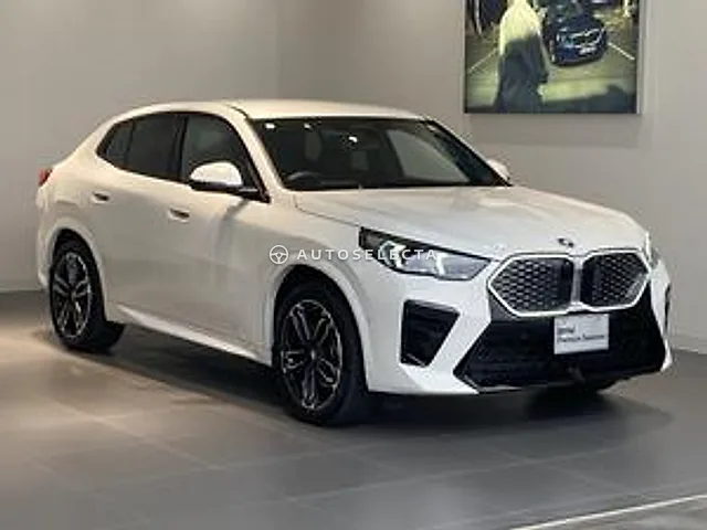 BMW iX2 2025, auction grade 5