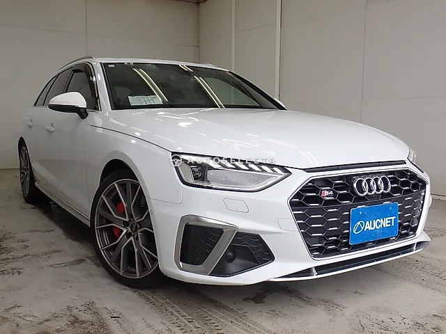 Audi S4 Avant 2023, auction grade 4.5
