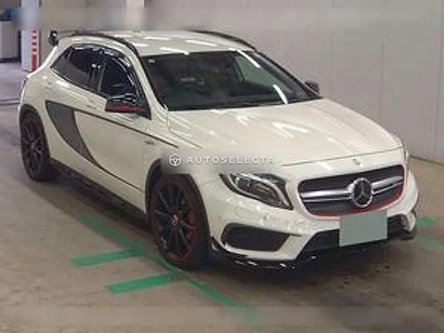 Mercedes-Benz GLA-Class 2015, auction grade 4.5