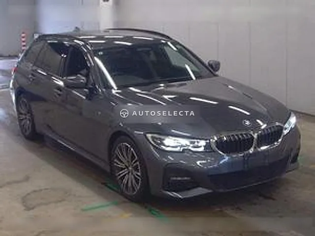 BMW 3 Series 2021, auction grade 4.5