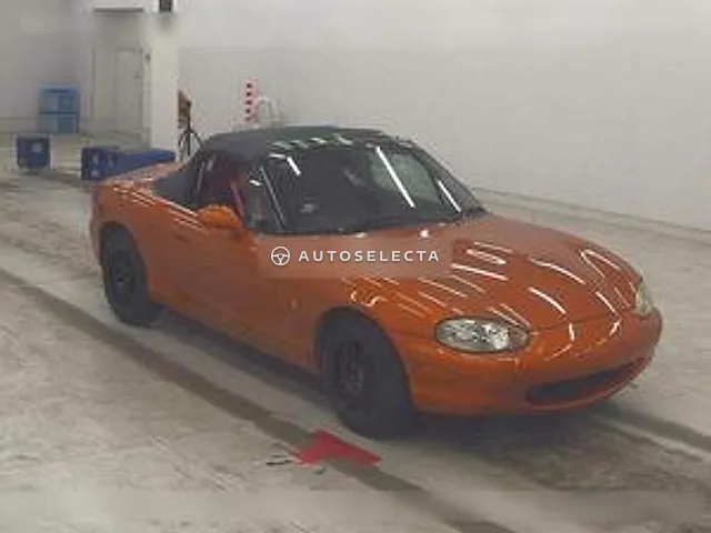 Mazda Roadster 1998, auction grade 3
