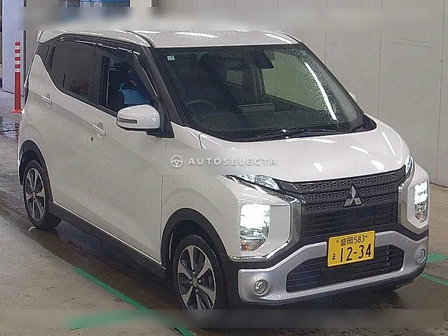 Mitsubishi eK X 2023, auction grade 4.5