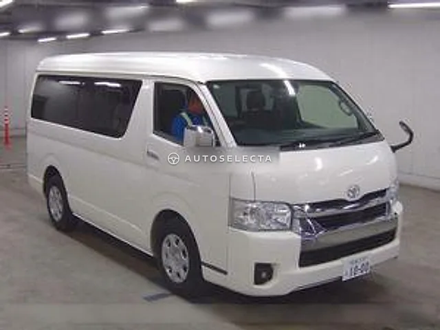 Toyota Hiace Wagon 2023, auction grade 4.5