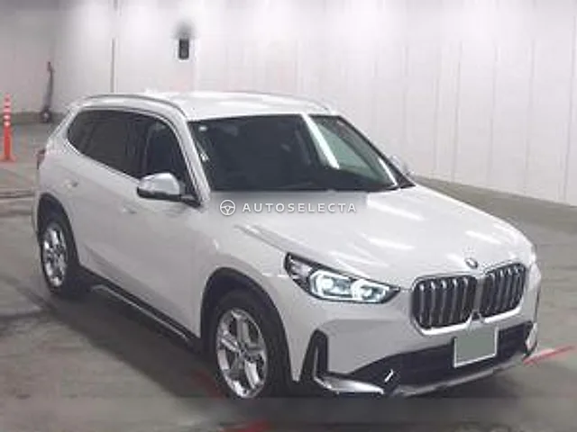 BMW iX1 2023, auction grade 5