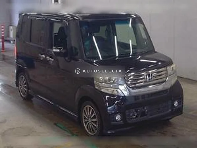 Honda N-BOX Custom 2013, auction grade 4