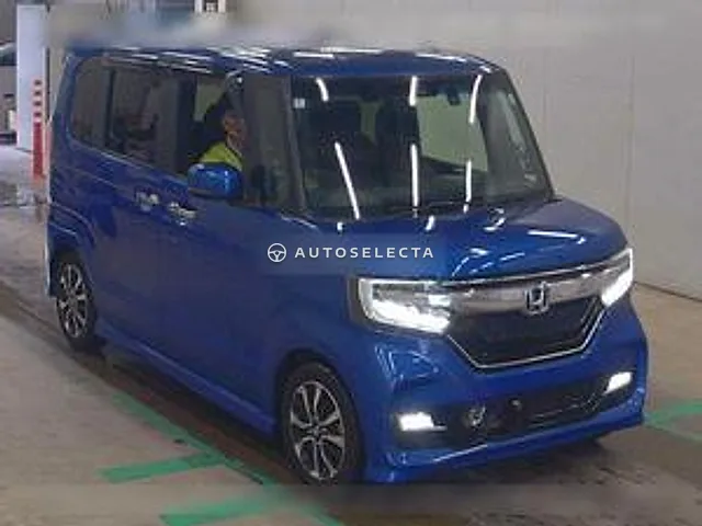 Honda N-BOX Custom 2018, auction grade R