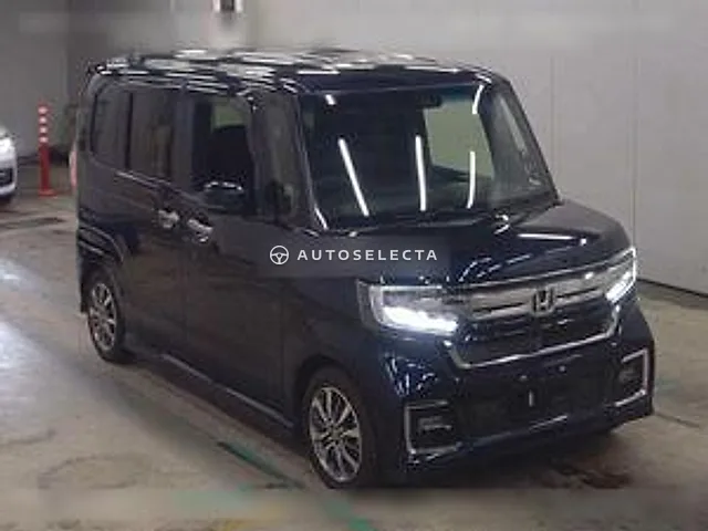 Honda N-BOX Custom 2021, auction grade 4.5