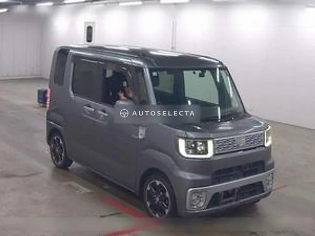 Daihatsu Wake 2015, auction grade 4