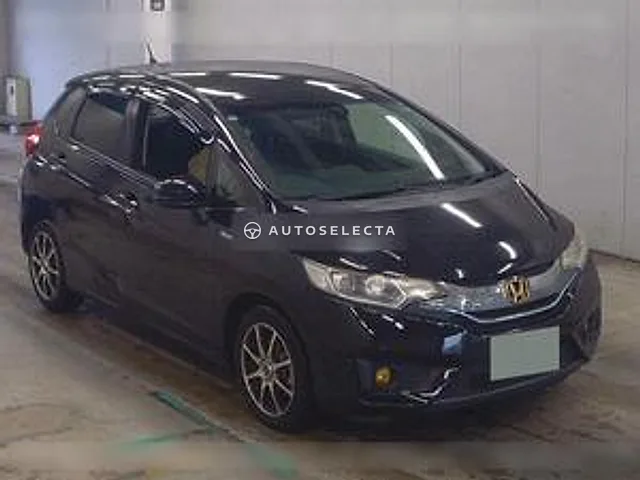 Honda Fit Hybrid 2015, auction grade 4
