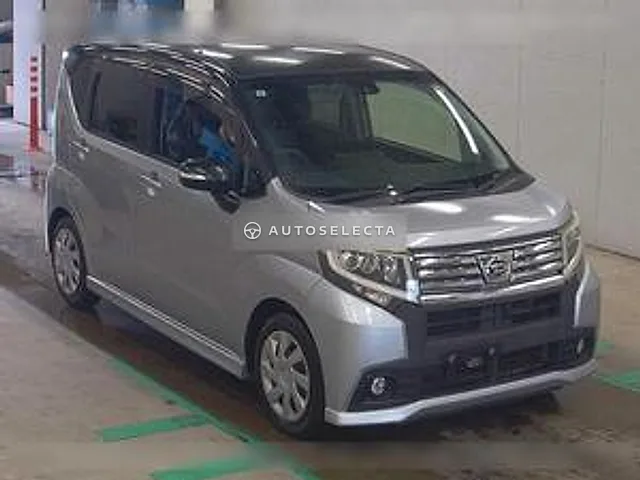Daihatsu Move 2015, auction grade 3