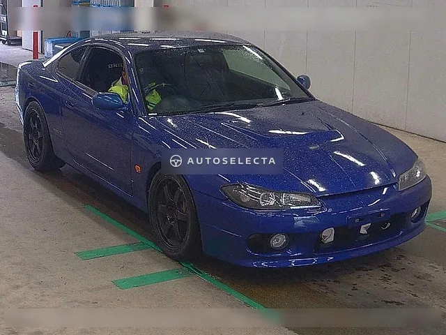 Nissan Silvia 1999, auction grade R