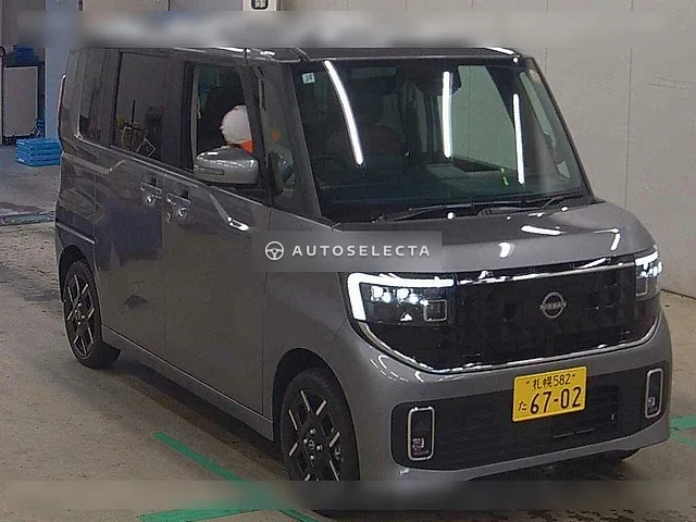 Nissan Roox 2025, auction grade 5