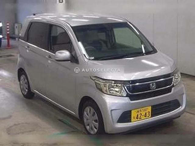 Honda N-WGN 2014, auction grade 3