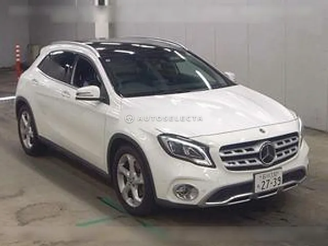Mercedes-Benz GLA-Class 2018, auction grade 4.5