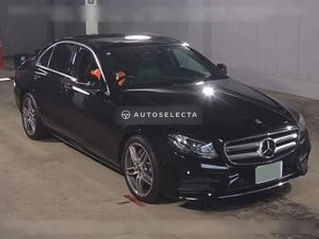 Mercedes-Benz E-Class 2018, auction grade 5