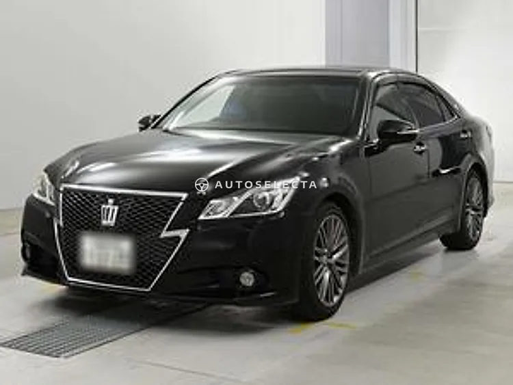 Toyota Crown 2013, photo 1 of 1