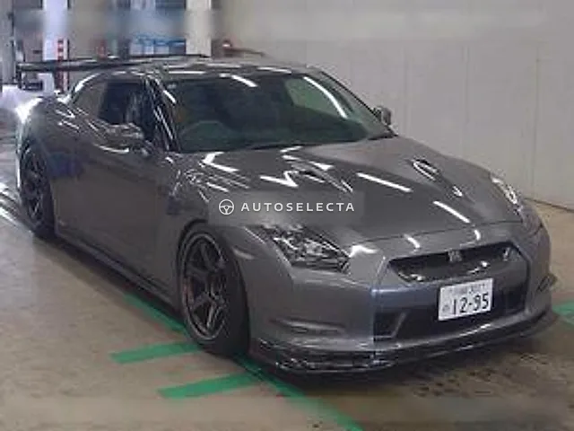 Nissan GT-R 2008, auction grade 4