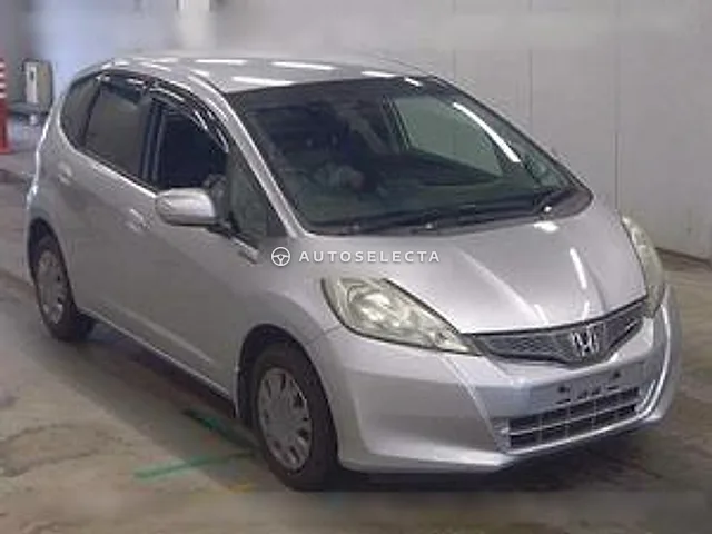 Honda Fit 2011, auction grade 3.5