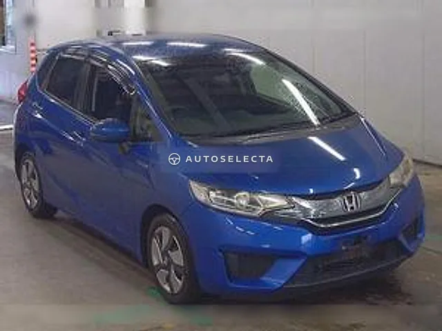 Honda Fit Hybrid 2013, auction grade 4