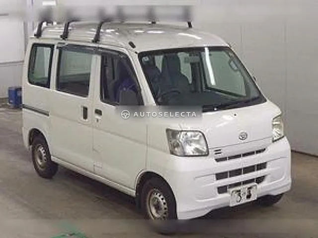Daihatsu Hijet Cargo 2017, auction grade 3.5