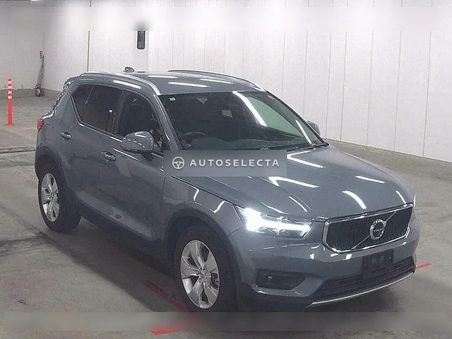 Volvo XC40 2019, auction grade 4