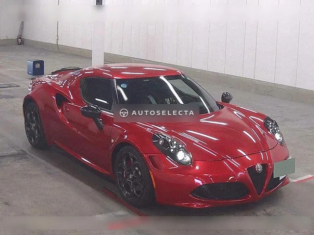 Alfa Romeo 4C 2015, auction grade 5