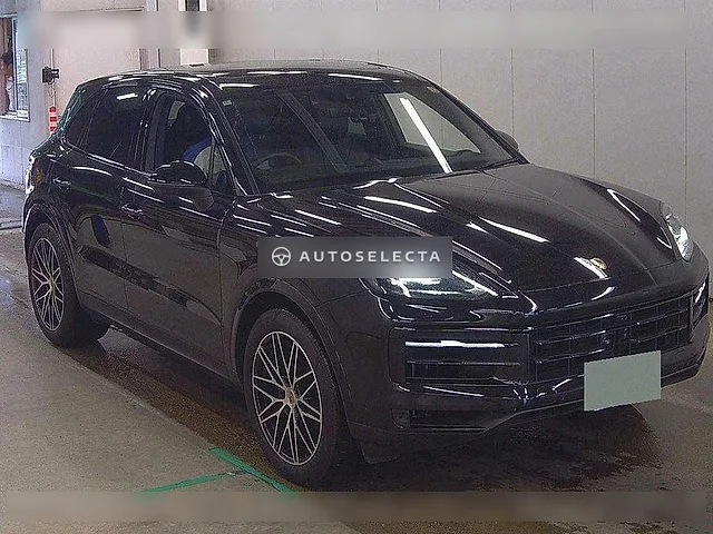 Porsche Cayenne 2024, auction grade 5