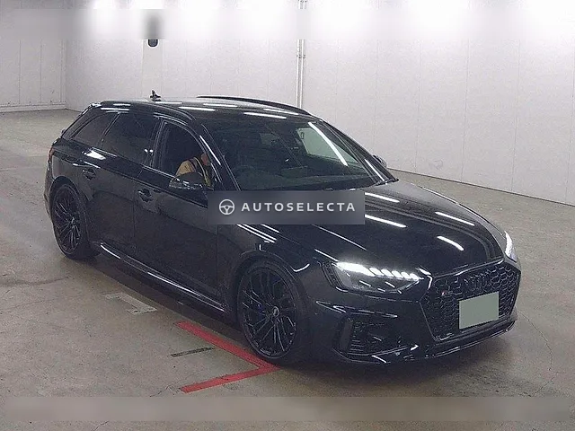 Audi RS4 Avant 2022, auction grade 4.5