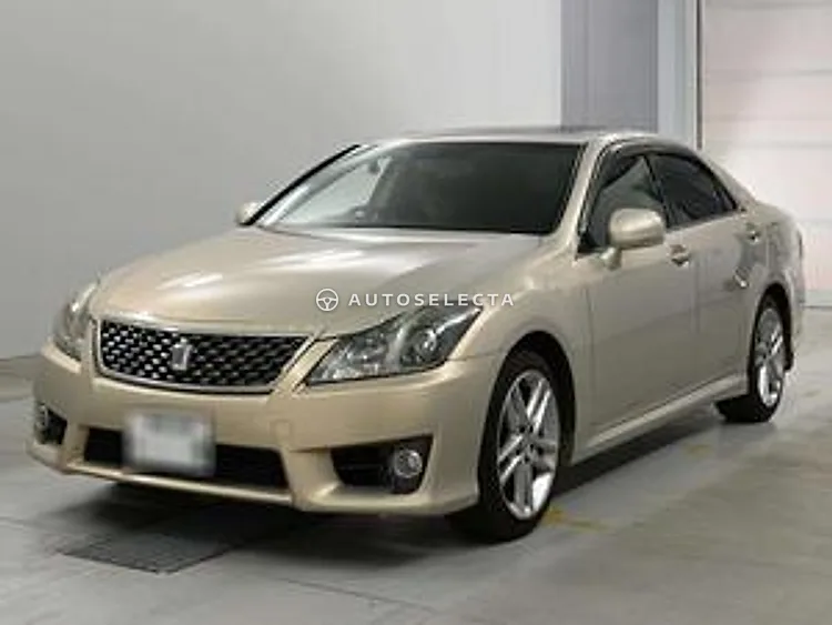 Toyota Crown 2012, photo 1 of 1