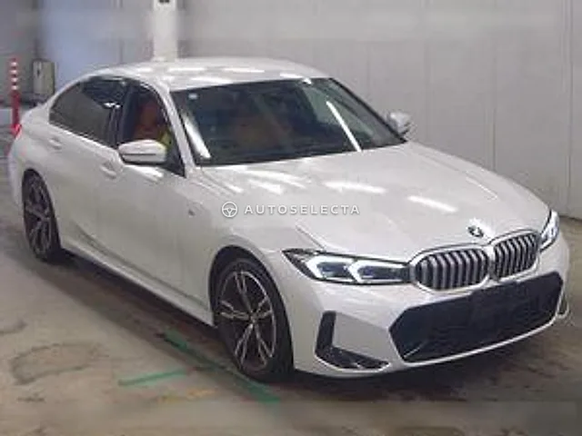BMW 3 Series 2023, auction grade 4.5