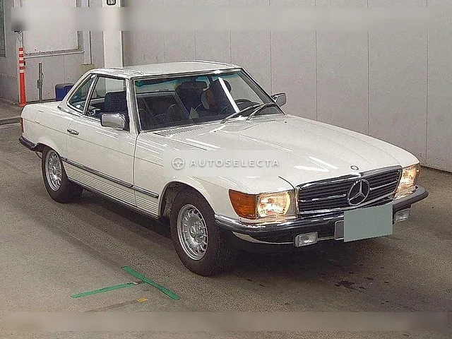 Mercedes-Benz 1982, auction grade 4