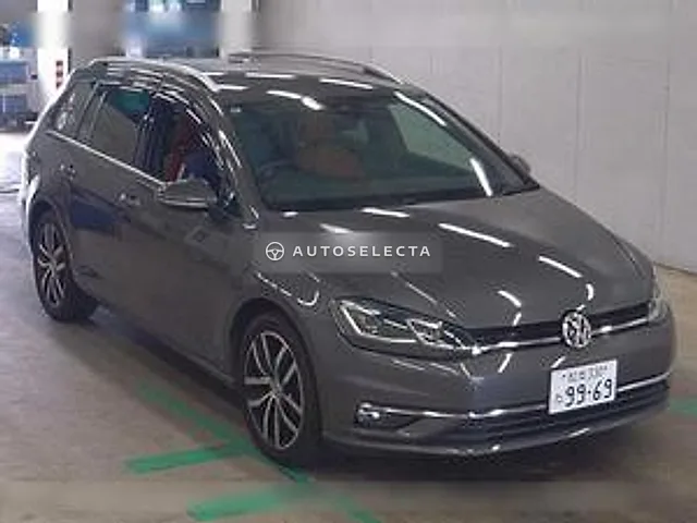Volkswagen Golf Variant 2018, auction grade 4.5