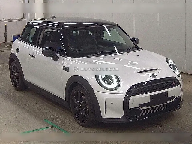 MINI 2024, auction grade 4.5