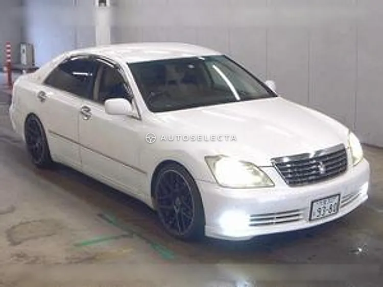 Toyota Crown 2004, photo 1 of 1