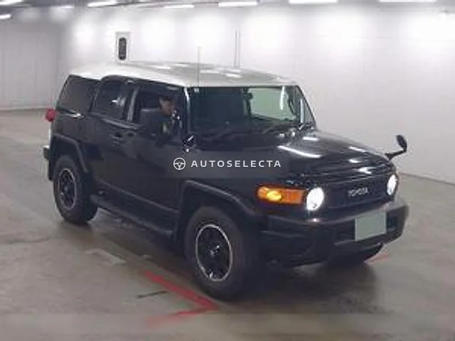 Toyota FJ Cruiser 2014, auction grade R